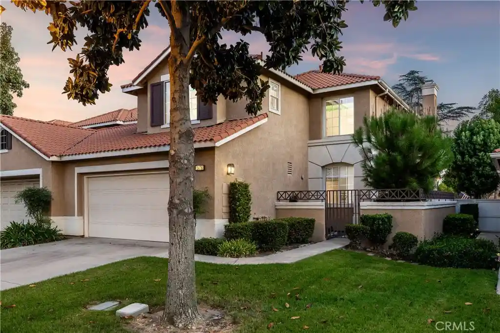 Condo for sale at 1476 Augusta Dr, Upland, CA 91786 | MLS# CV26215391