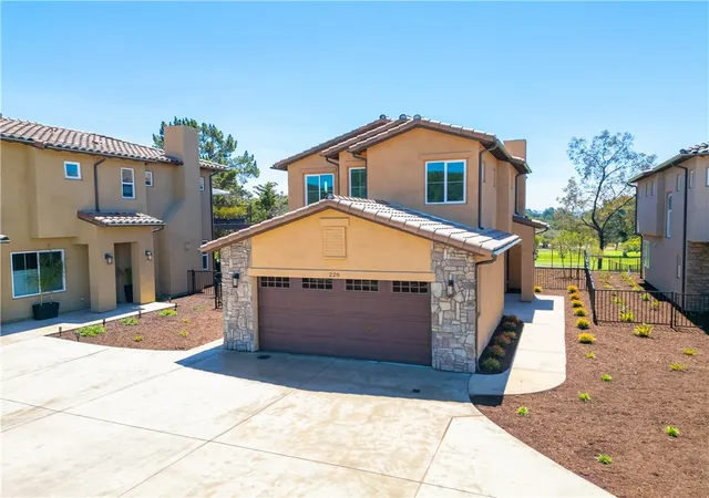 Photo 1 of Single family home for sale at 220 Oak Hl Dr, Lompoc, CA 93436 | MLS# SC26215078 | Listing updated on 2026-10-09