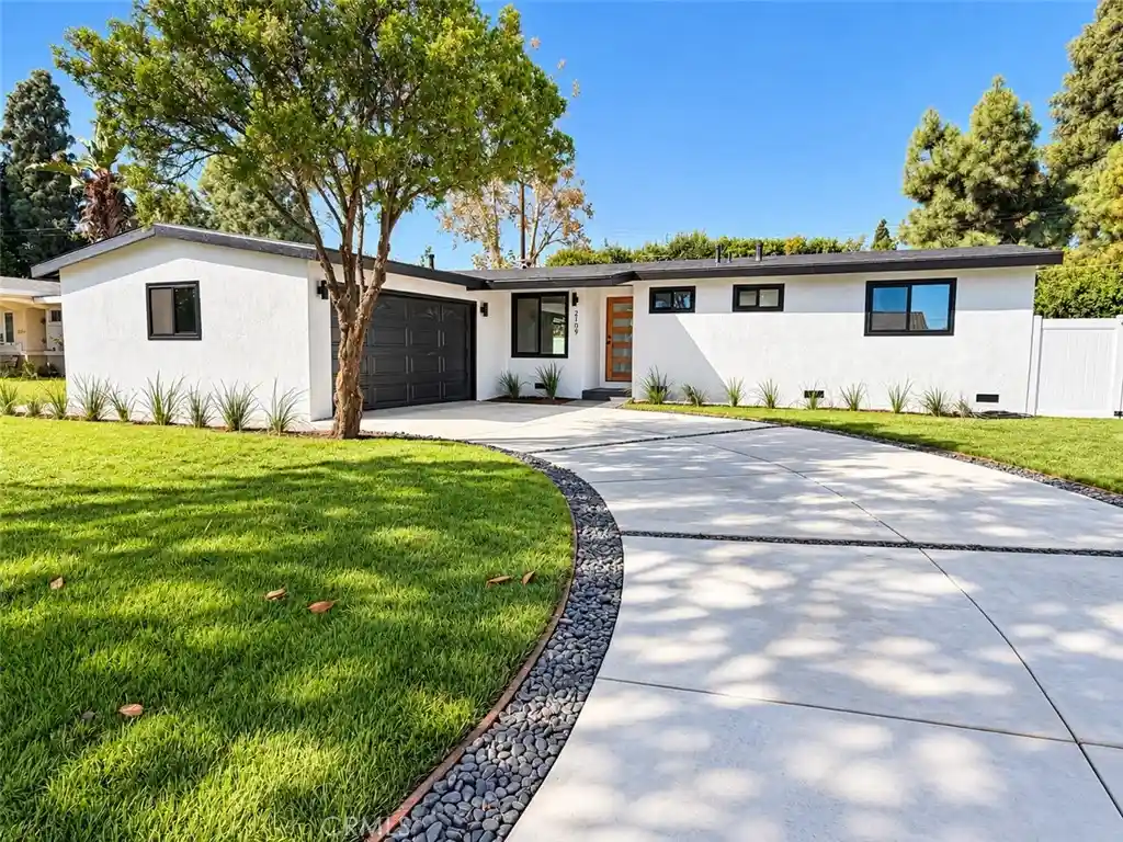 Photo 1 of Single family home for sale at 2109 W Gage, Fullerton, CA 92833 | MLS# PW26215451 | Listing updated on 2026-10-28