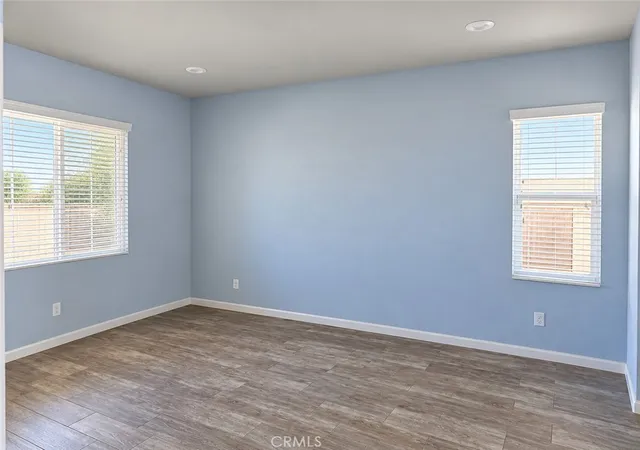 Photo 2 of Single family home for sale at 35154 Heritage Pointe Dr, Murrieta, CA 92563 | MLS# SW26215347 | Listing updated on 2026-10-09