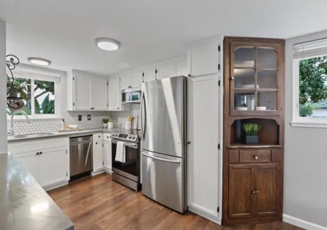 Photo 3 of Sale Pending at 14225 Lora Dr #2, Los Gatos, CA 95032 | MLS# ML82063472 | Listing updated on 2026-10-08