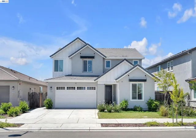 Photo 2 of Single family home for sale at 3098 Mulholland Dr, Lathrop, CA 95330 | MLS# 41150213 | Listing updated on 2026-10-09