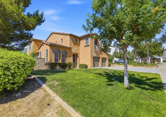 Photo 3 of Single family home for sale at 4891 Westmont, Riverside, CA 92507 | MLS# IV26215312 | Listing updated on 2026-10-09