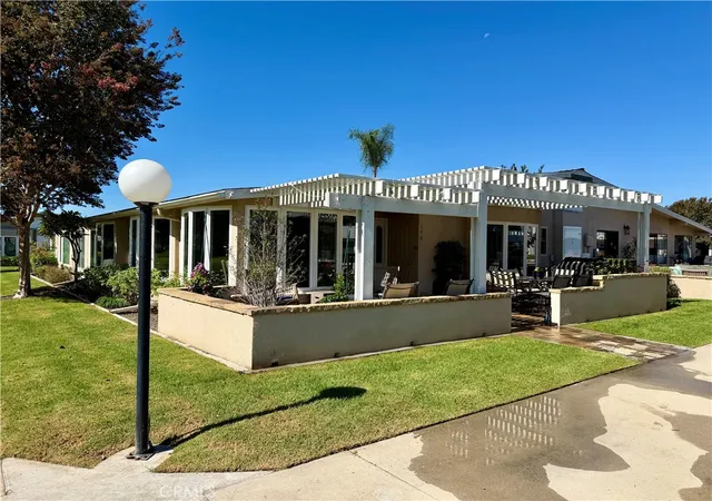 Photo 3 of Condo for sale at 1760 Sunningdale Rd M14 14a, Seal Beach, CA 90740 | MLS# PW26212867 | Listing updated on 2026-10-10