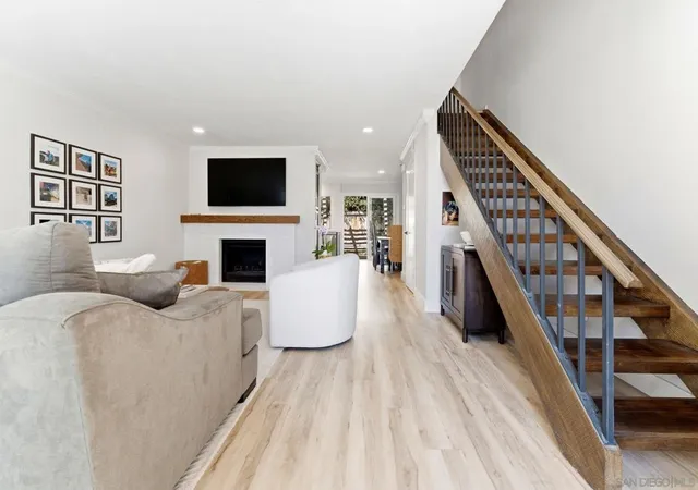 Photo 2 of Townhouse for sale at 3593 Caminito Carmel Landing, San Diego, CA 92130 | MLS# 260024103SD | Listing updated on 2026-10-03