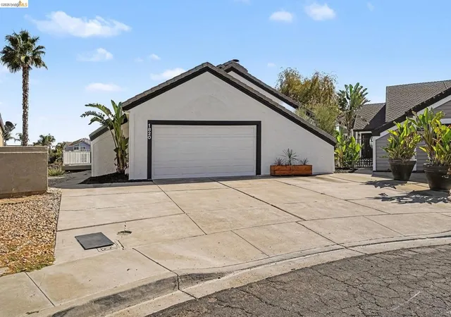 Photo 1 of Single family home for sale at 1820 Surfside Ct, Discovery Bay, CA 94505 | MLS# 41150215 | Listing updated on 2026-10-10