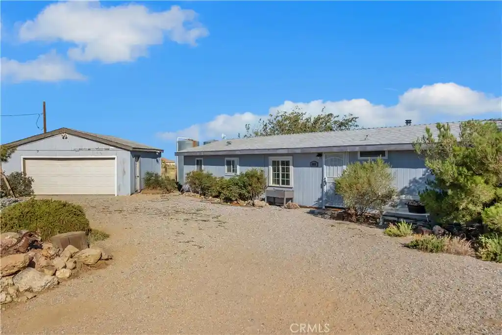Photo 1 of Single family home for sale at 9310 Bellview, Apple Valley, CA 92308 | MLS# HD26211600 | Listing updated on 2026-10-24
