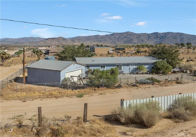 Photo 3 of Single family home for sale at 9310 Bellview, Apple Valley, CA 92308 | MLS# HD26211600 | Listing updated on 2026-10-04