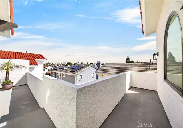 Photo 3 of Townhouse for sale at 2402 Clark Ln #B, Redondo Beach, CA 90278 | MLS# SB26215249 | Listing updated on 2026-10-07