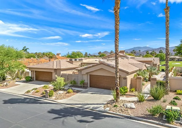 Photo 4 of Condo for sale at 515 Desert Holly Dr, Palm Desert, CA 92211 | MLS# 219153726DA | Listing updated on 2026-10-04
