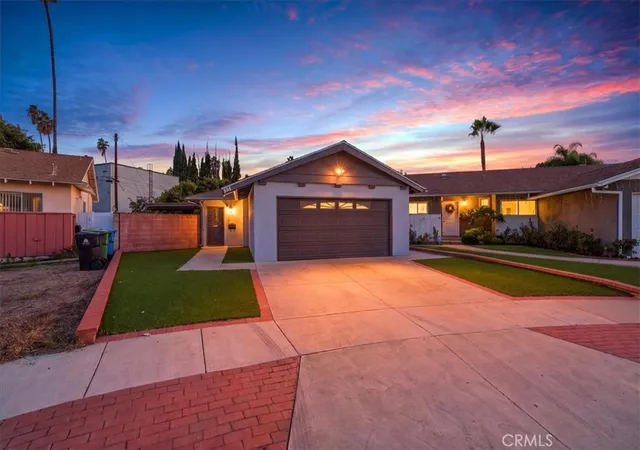Photo 1 of Single family home for sale at 7227 Whitaker Ave, Van Nuys, CA 91406 | MLS# IV26214612 | Listing updated on 2026-10-04