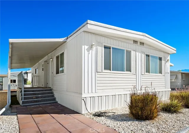 Photo 1 of Manufactured home for sale at 5001 W Florida Ave #230, Hemet, CA 92545 | MLS# SW26214329 | Listing updated on 2026-10-03
