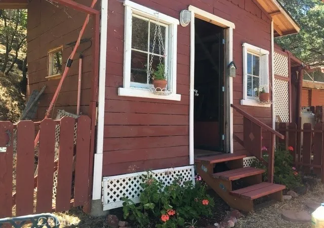 Photo 3 of Single family home for sale at 3635 Country Clb, Clearlake, CA 95422 | MLS# LC26215720 | Listing updated on 2026-10-12