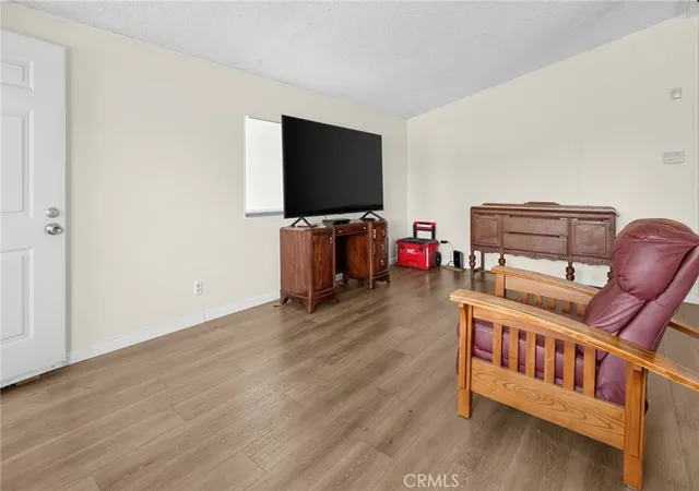 Photo 3 of Manufactured home for sale at 1931 E Meats Ave, Orange, CA 92865 | MLS# SW26215714 | Listing updated on 2026-10-04