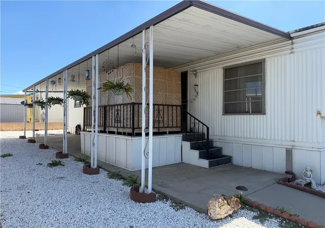 Photo 4 of Manufactured home for sale at 1630 W Covina Blvd #99, San Dimas, CA 91773 | MLS# CV26215090 | Listing updated on 2026-10-04