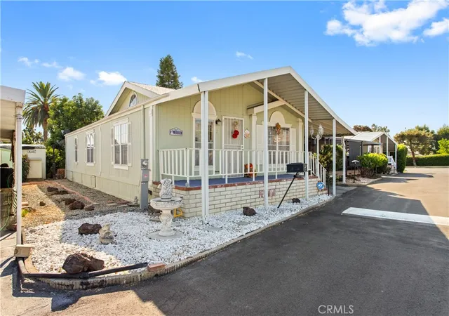 Photo 3 of Manufactured home for sale at 3530 Damien Ave #3, La Verne, CA 91750 | MLS# CV26215736 | Listing updated on 2026-10-10