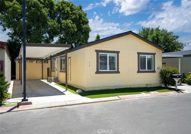 Single family home for sale at 218 Las Brisas, Pomona, CA 91768 | MLS# LG26215753