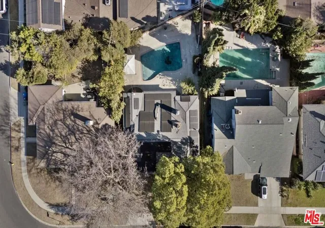 Photo 22 of Single family home for sale at 6114 Buffalo Ave, Van Nuys, CA 91401 | MLS# 26996321 | Listing updated on 2026-10-10
