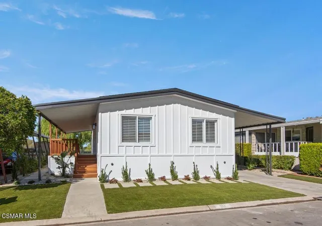 Photo 3 of Manufactured home for sale at 15750 Arroyo Dr #193, Moorpark, CA 93021 | MLS# 226004719 | Listing updated on 2026-10-06