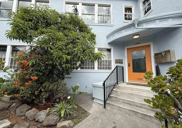 Photo 3 of Multi family home for sale at 3999 Clarke St, Oakland, CA 94609 | MLS# 41150244 | Listing updated on 2026-10-10