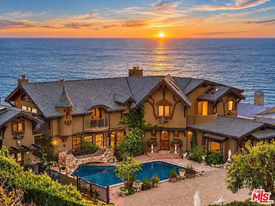 Photo 1 of Mansion for sale at 7007 Birdview Ave, Malibu, CA 90265 | MLS# 26996583 | Listing updated on 2026-10-30