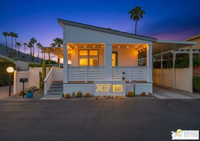 Photo 3 of Manufactured home for sale at 707 N Maui Ln, Palm Springs, CA 92264 | MLS# 26995371PS | Listing updated on 2026-10-11
