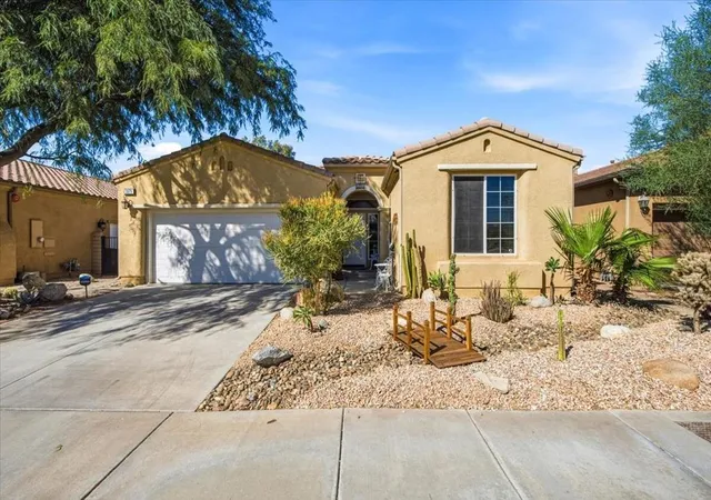 Photo 1 of Single family home for sale at 2579 Savanna Way, Palm Springs, CA 92262 | MLS# 219153757DA | Listing updated on 2026-10-06