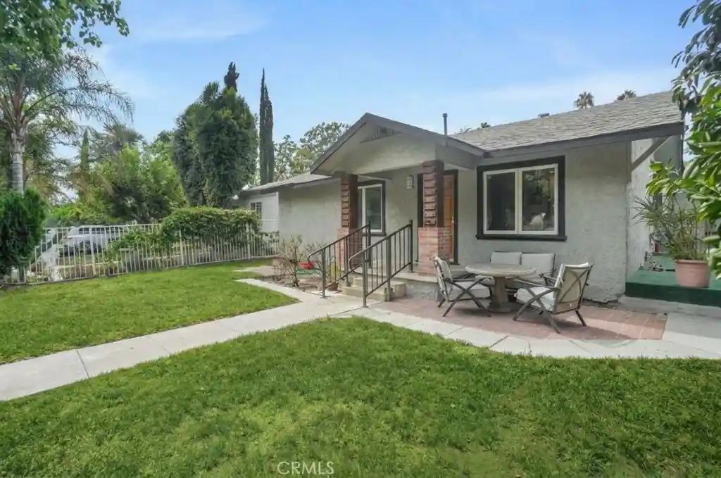 Photo 1 of Single family home for sale at 7339 Alabama Ave, Canoga Park, CA 91303 | MLS# SR26215950 | Listing updated on 2026-10-31