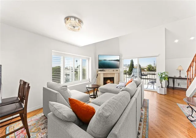 Photo 3 of Condo for sale at 1121 E Wilson #12, Glendale, CA 91206 | MLS# CV26215024 | Listing updated on 2026-10-06