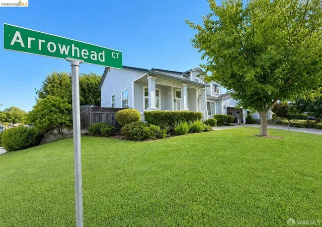 Photo 3 of Single family home for sale at 5032 Arrowhead Ct, Antioch, CA 94531 | MLS# 41150268 | Listing updated on 2026-10-11