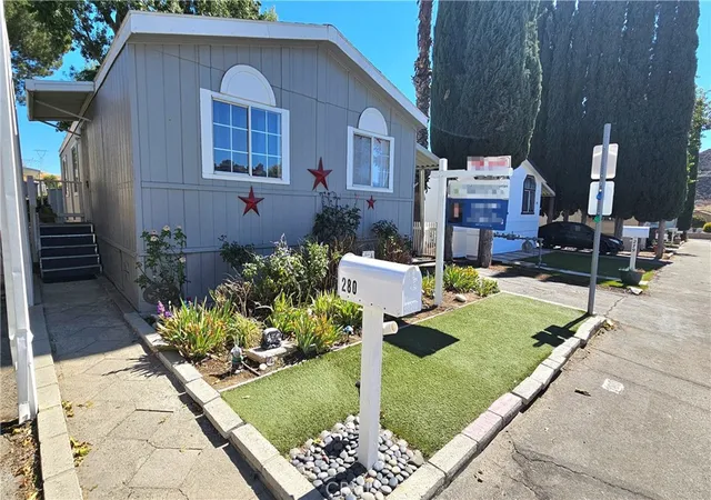 Photo 1 of Manufactured home for sale at 29021 Bouquet Cyn Rd #280, Santa Clarita, CA 91390 | MLS# SR26216123 | Listing updated on 2026-10-28