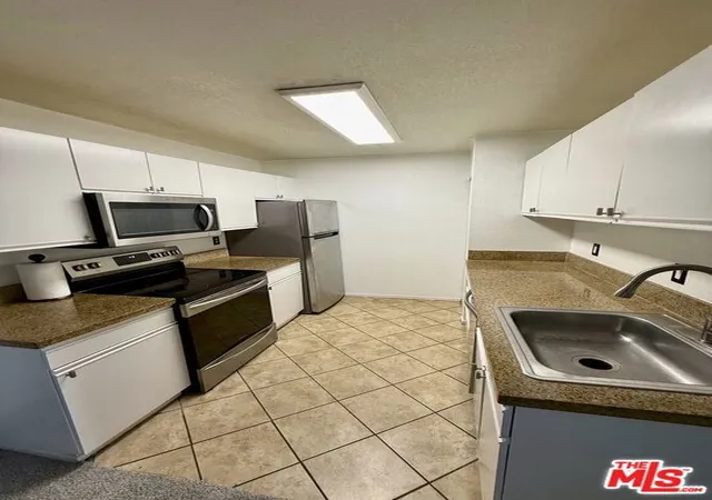 Photo 2 of Condo for sale at 1265 Kendall Dr #6I5, San Bernardino, CA 92407 | MLS# 26996745 | Listing updated on 2026-10-10