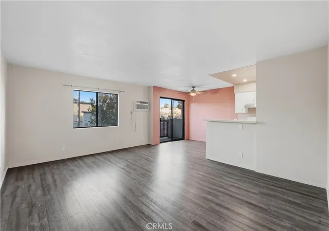 Photo 4 of Condo for sale at 20234 Cantara, Winnetka, CA 91306 | MLS# CV26216154 | Listing updated on 2026-10-06