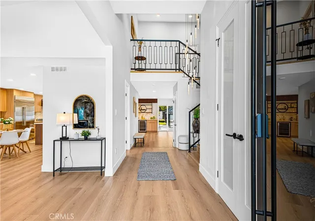 Photo 3 of Single family home for sale at 4348 Topanga Cyn, Woodland Hills, CA 91364 | MLS# SR26216120 | Listing updated on 2026-10-06