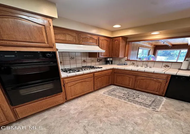 Photo 2 of Single family home for sale at 3240 Los Olivos Ln, La Crescenta, CA 91214 | MLS# 226004724 | Listing updated on 2026-10-05