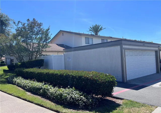 Photo 2 of Townhouse for sale at 8221 Ginnis Green, Buena Park, CA 90621 | MLS# PW26216232 | Listing updated on 2026-10-10