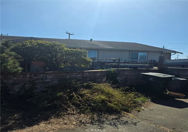 Photo 2 of Single family home for sale at 3364 High St, Eureka, CA 95503 | MLS# OC26216015 | Listing updated on 2026-10-06