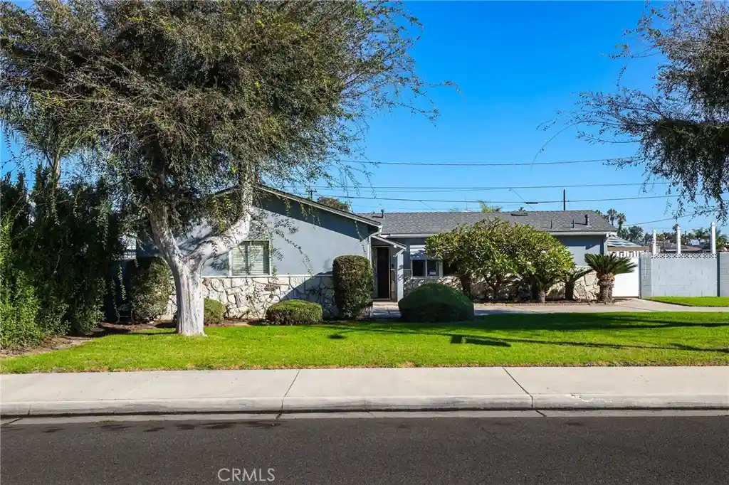Photo 1 of Single family home for sale at 6131 Chinook, Westminster, CA 92683 | MLS# OC26215206 | Listing updated on 2026-10-29