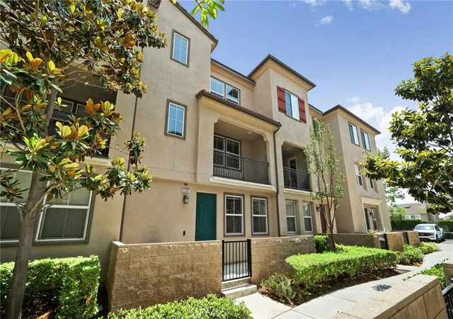 Photo 2 of Single family home for sale at 6382 Aquila Way, Eastvale, CA 91752 | MLS# IG26215775 | Listing updated on 2026-10-12