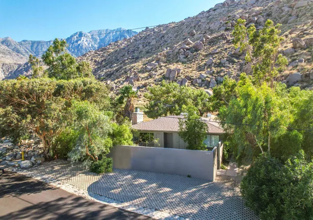 Photo 1 of Single family home for sale at 15971 Snow Crk Rd, Whitewater, CA 92282 | MLS# 219153781PS | Listing updated on 2026-10-06