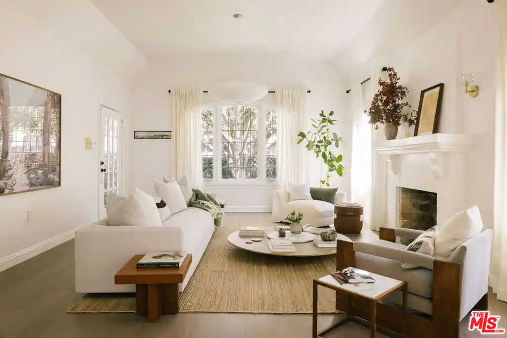 Photo 1 of Single family home for sale at 7606 Willoughby Ave, West Hollywood, CA 90046 | MLS# 26996805 | Listing updated on 2026-10-16