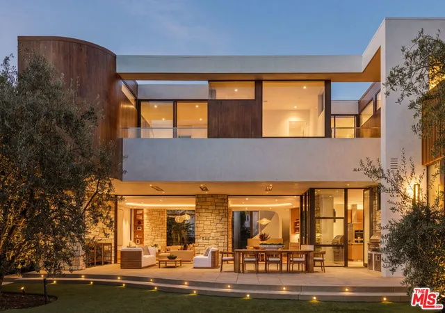 Photo 1 of Mansion for sale at 709 Walden Dr, Beverly Hills, CA 90210 | MLS# 26950487 | Listing updated on 2026-10-05