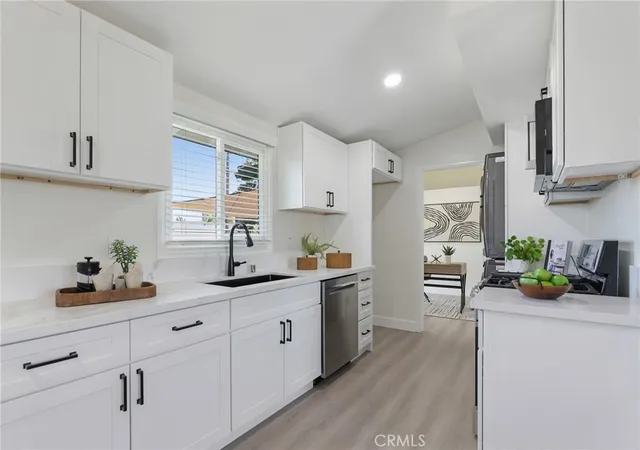 Photo 3 of Single family home for sale at 2037 W Arbor, Orange, CA 92868 | MLS# PW26215954 | Listing updated on 2026-10-13