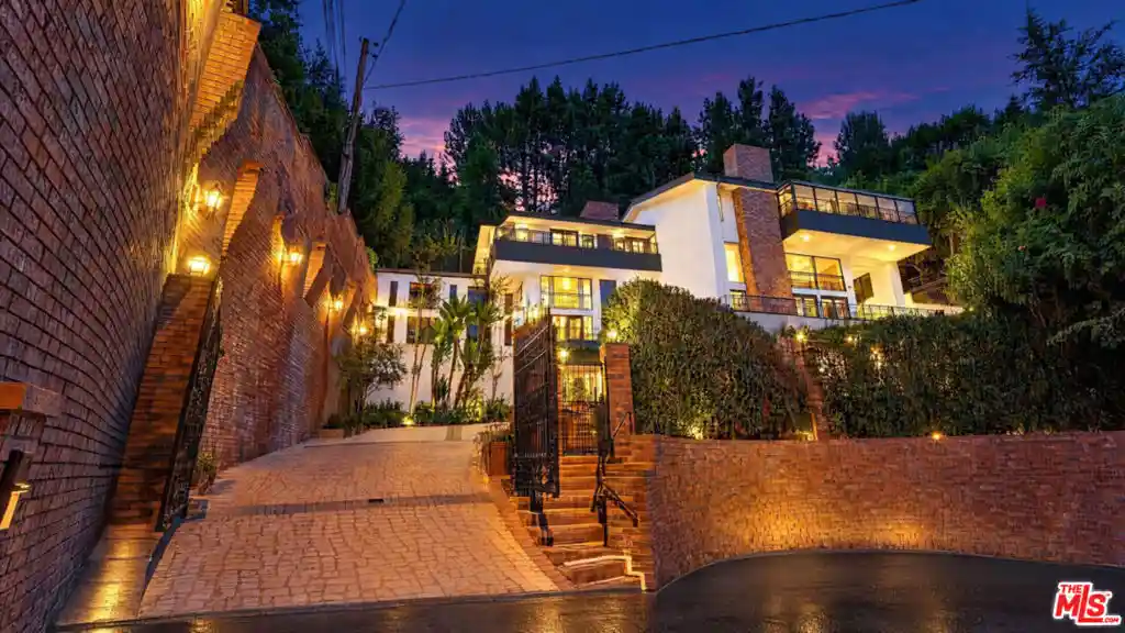 Photo 1 of Mansion for sale at 1242 Angelo Dr, Beverly Hills, CA 90210 | MLS# 26996159 | Listing updated on 2026-10-26