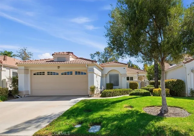 Photo 2 of Single family home for sale at 40472 Via Amapola, Murrieta, CA 92562 | MLS# SW26214428 | Listing updated on 2026-10-07