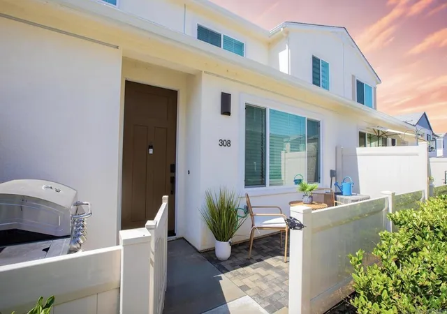Photo 2 of Townhouse for sale at 308 Seedling Way, Fallbrook, CA 92028 | MLS# NDP2609269 | Listing updated on 2026-10-06