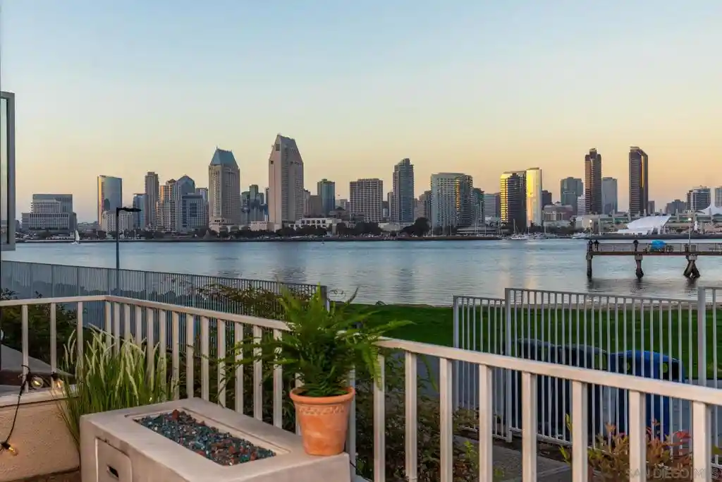Listing Photo 1 - Condo for sale in 1101 1St St located at 1101 1St St, Coronado, CA 92118 - Unit #110