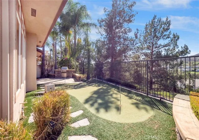 Photo 3 of Townhouse for sale at 31 Bogey, Trabuco Canyon, CA 92679 | MLS# OC26197550 | Listing updated on 2026-10-11