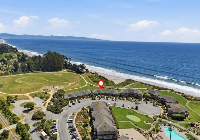 Photo 2 of Condo for sale at 620 Seascape Resort Dr, Aptos, CA 95003 | MLS# ML82051274 | Listing updated on 2026-10-06