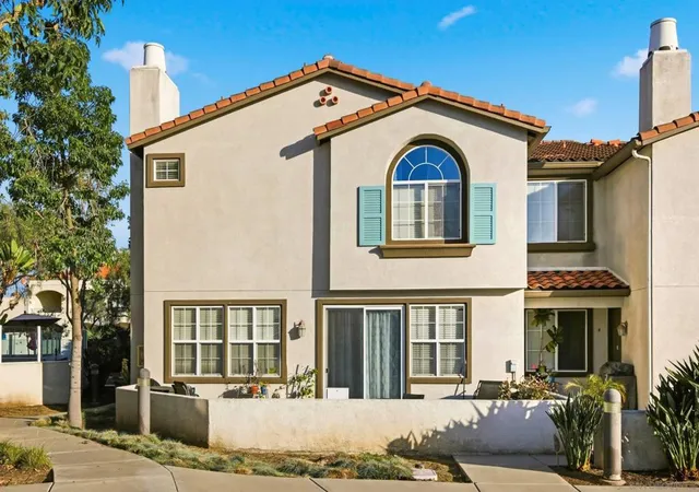 Photo 1 of Condo for sale at 293 Reef Point Way #5, Oceanside, CA 92058 | MLS# 260024199SD | Listing updated on 2026-10-05